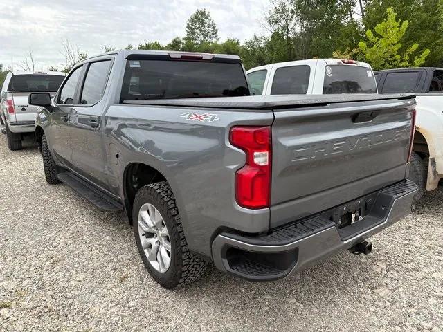 2021 Chevrolet Silverado 1500 4WD Crew Cab Short Bed Custom