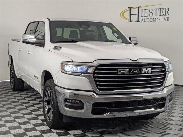 2025 RAM 1500 Laramie Crew Cab 4x4 57 Box