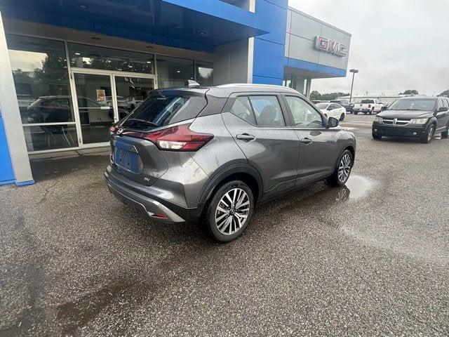 2022 Nissan Kicks SV Xtronic CVT