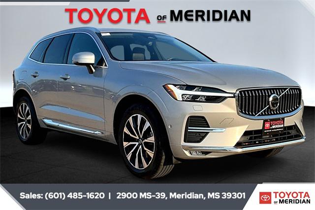 2023 Volvo XC60 B5 Plus Bright Theme