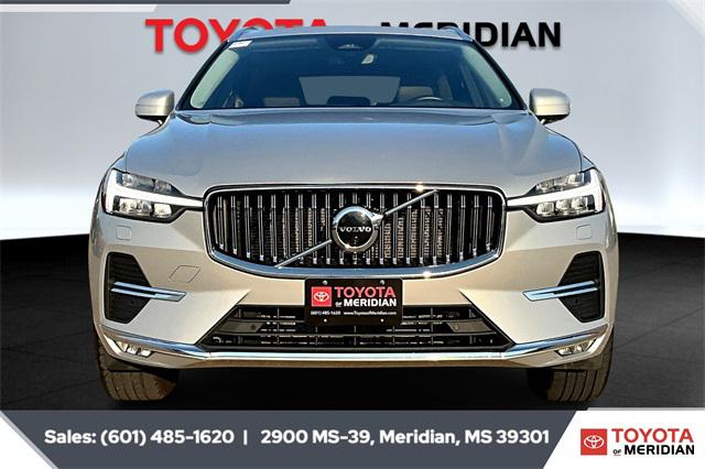 2023 Volvo XC60 B5 Plus Bright Theme