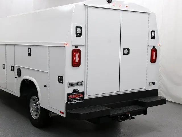 2025 Chevrolet Express Cutaway Work Van