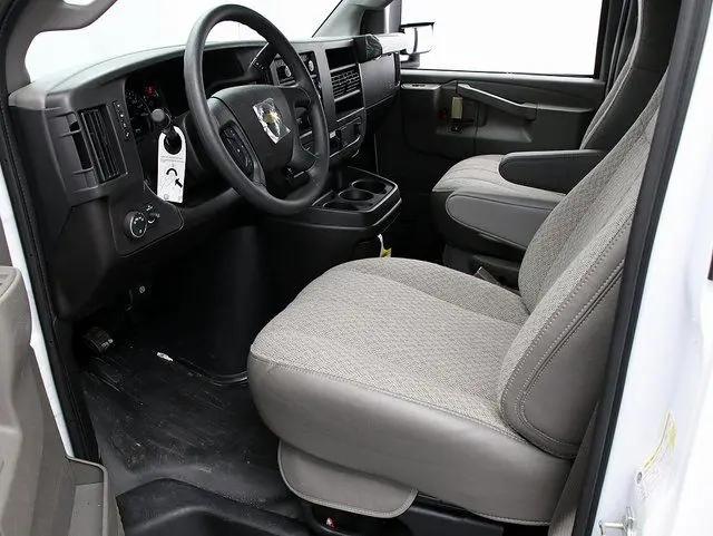 2025 Chevrolet Express Cutaway Work Van