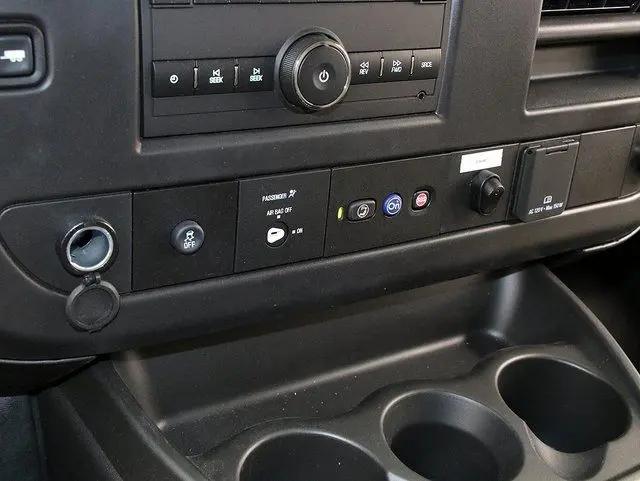 2025 Chevrolet Express Cutaway Work Van