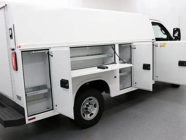 2025 Chevrolet Express Cutaway Work Van