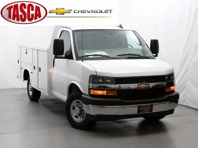 2025 Chevrolet Express Cutaway Work Van for sale in Wheeling, IL