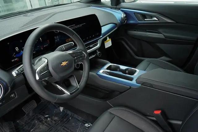 2025 Chevrolet Equinox LT 2