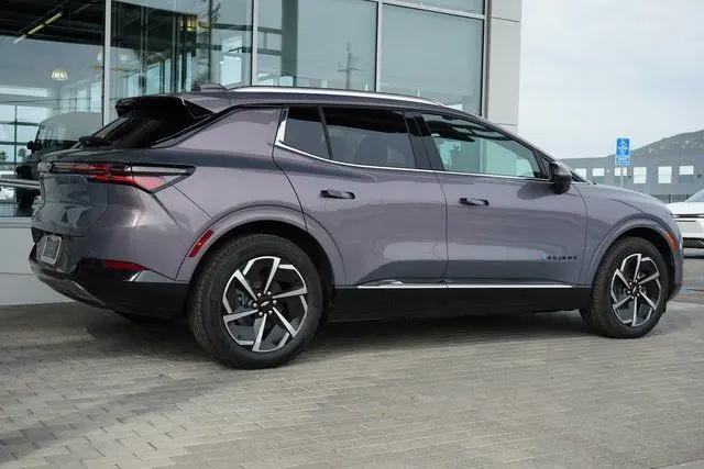 2025 Chevrolet Equinox LT 2