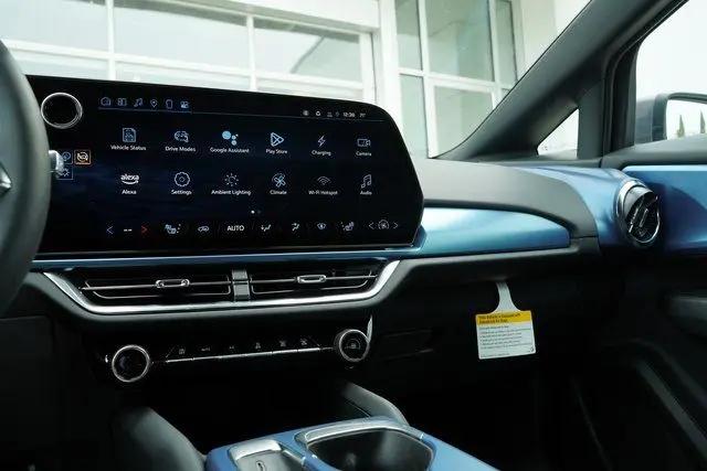 2025 Chevrolet Equinox LT 2