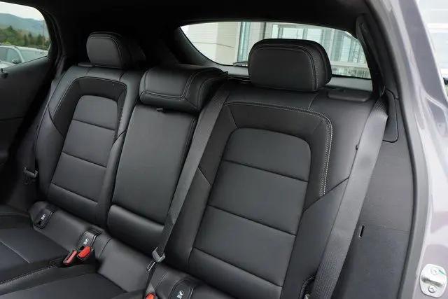 2025 Chevrolet Equinox LT 2