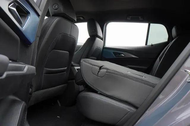 2025 Chevrolet Equinox LT 2