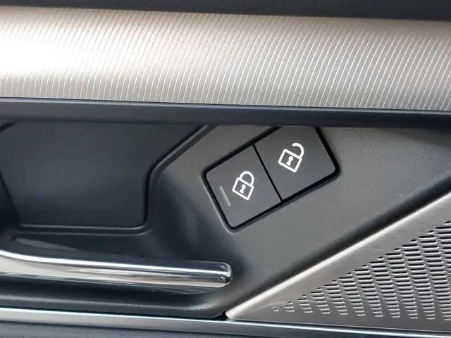2026 Jaguar F-PACE R-Dynamic S P250 AWD Automatic