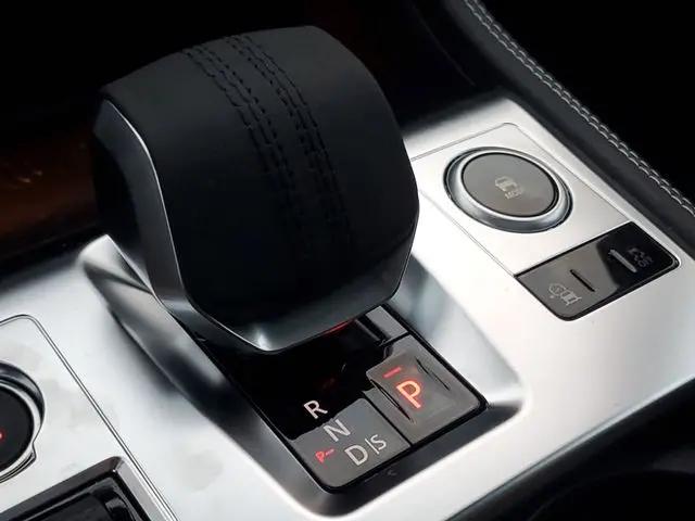 2026 Jaguar F-PACE R-Dynamic S P250 AWD Automatic