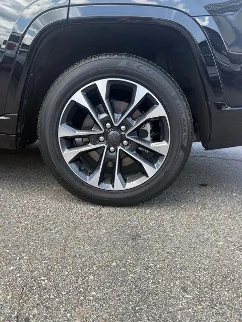 2025 Jeep Grand Cherokee L Overland 4x4