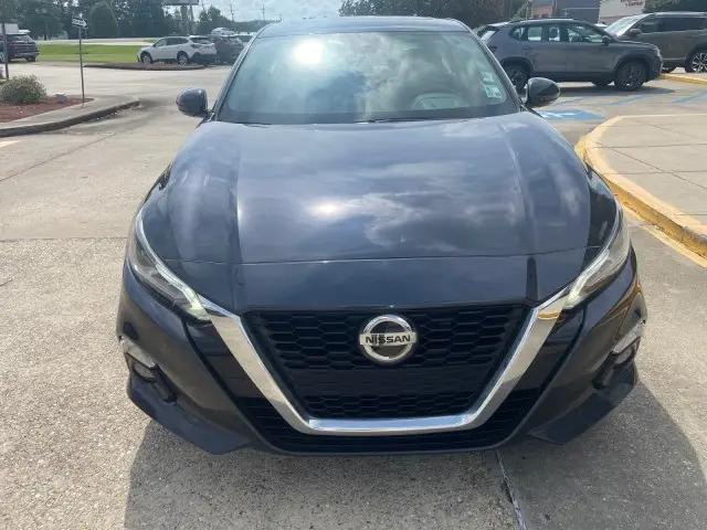 2022 Nissan Altima SL FWD