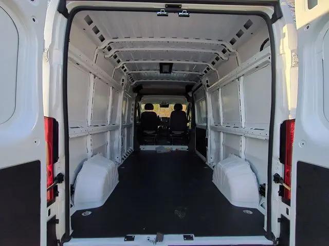 2026 Ram ProMaster Window Van Tradesman