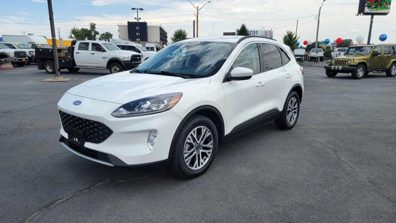 2021 Ford Escape SEL
