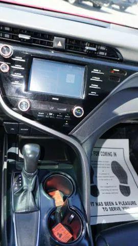 2020 Toyota Camry SE