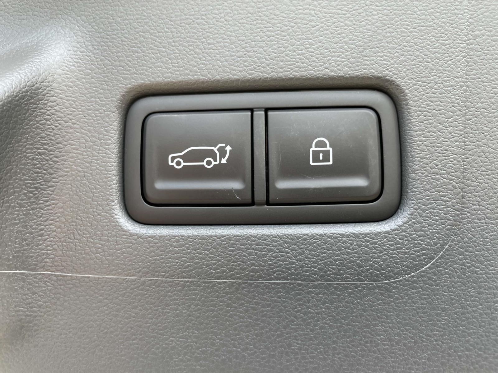 2026 Hyundai Santa Fe SE - Photo 10
