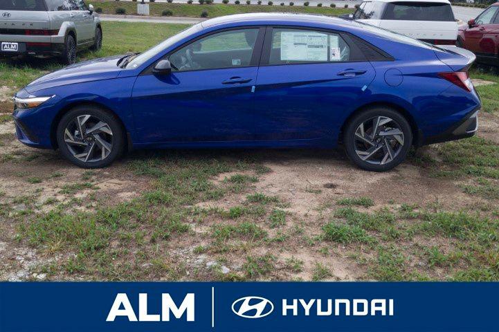 2025 Hyundai Elantra SEL Sport photo 6