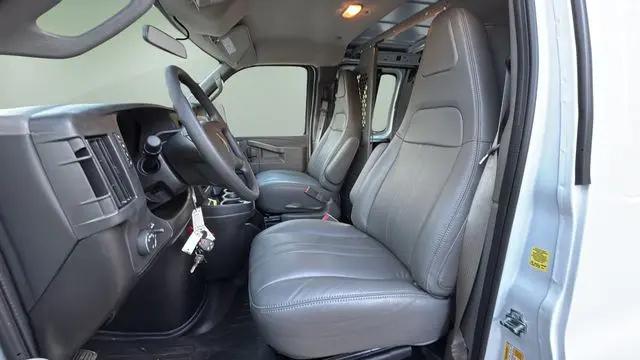 2025 Chevrolet Express Cargo Van RWD 2500 Regular Wheelbase WT