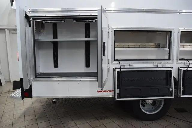 2025 Chevrolet Express Cutaway 4500 Van