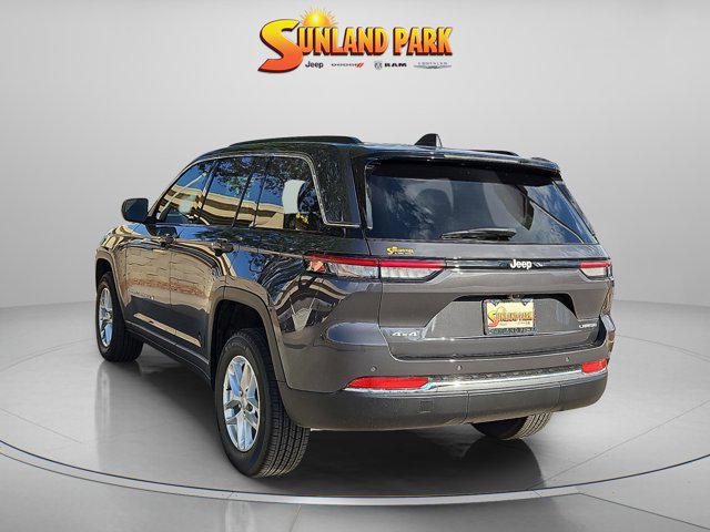 2025 Jeep Grand Cherokee Laredo X 4x4