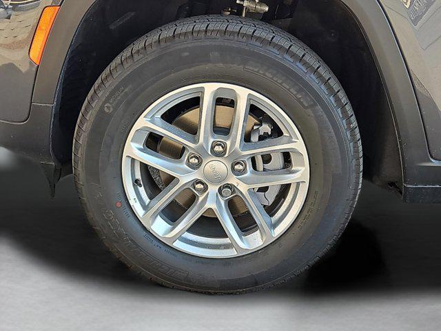 2025 Jeep Grand Cherokee Laredo X 4x4
