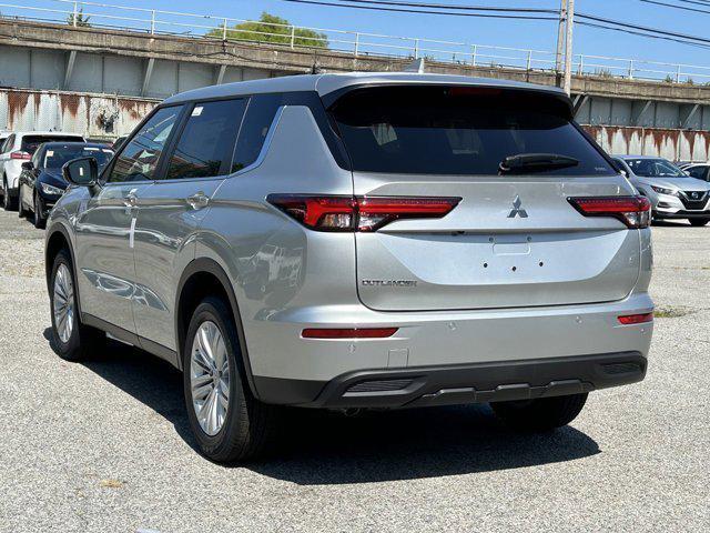 2024 Mitsubishi Outlander ES 2.5 S-AWC