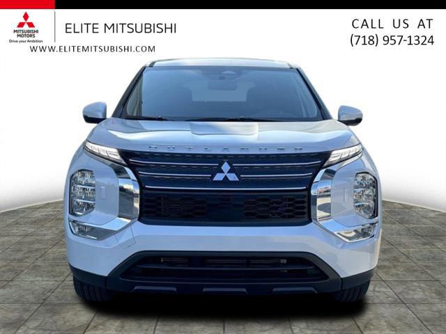 2024 Mitsubishi Outlander ES 2.5 S-AWC