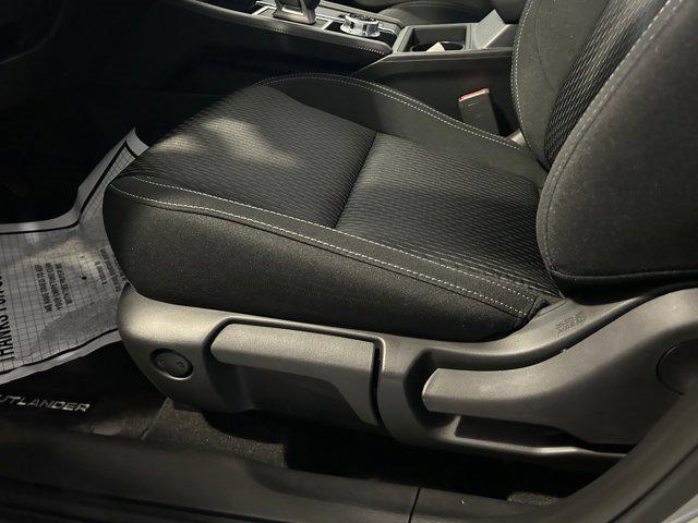 2024 Mitsubishi Outlander ES 2.5 S-AWC