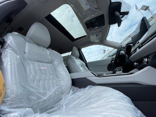 2025 Mitsubishi Outlander PLATINUM EDITION 2.5 S-AWC