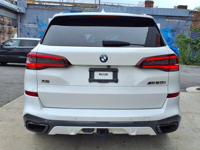 2022 BMW X5 M50i