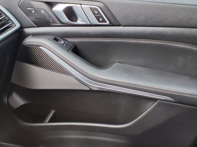2022 BMW X5 M50i