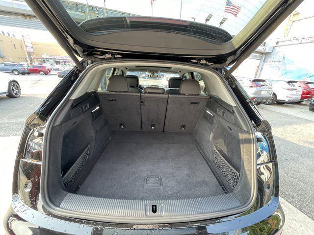 2021 Audi Q5 Premium Plus 45 TFSI quattro S tronic