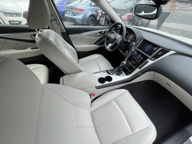 2022 INFINITI Q50 LUXE