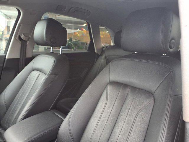 2020 Audi Q5 Titanium Premium 45 TFSI quattro S tronic