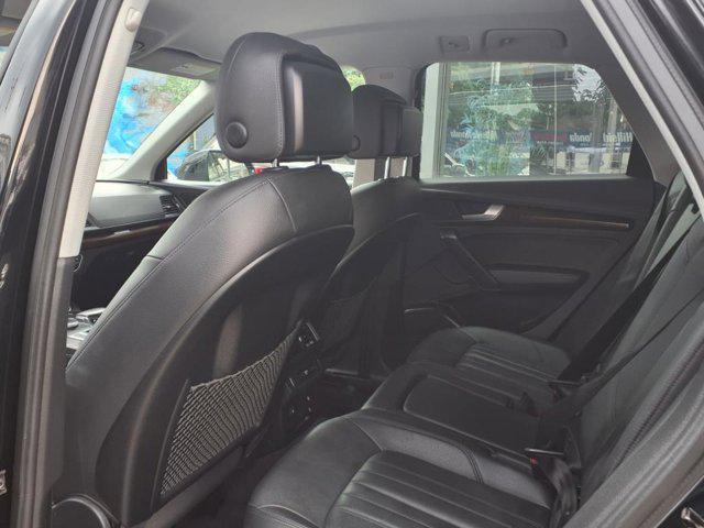 2020 Audi Q5 Titanium Premium 45 TFSI quattro S tronic
