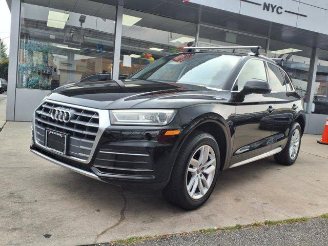 2020 Audi Q5 Titanium Premium 45 TFSI quattro S tronic