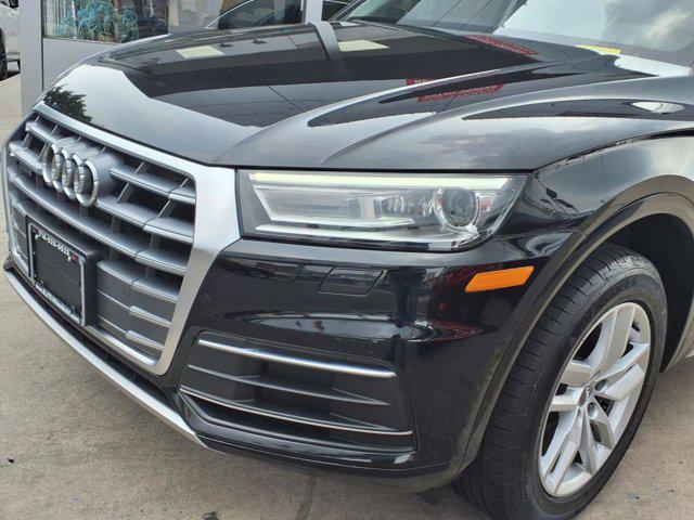 2020 Audi Q5 Titanium Premium 45 TFSI quattro S tronic