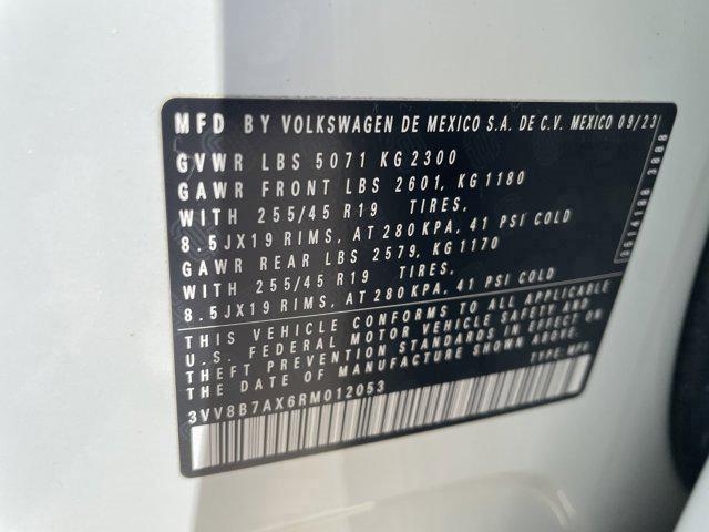 2024 Volkswagen Tiguan 2.0T SE R-Line Black
