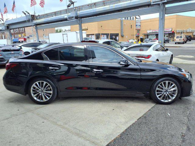 2023 INFINITI Q50 LUXE