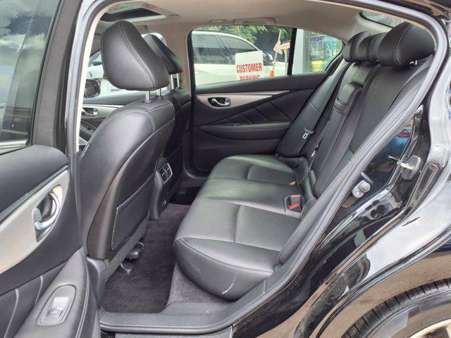 2023 INFINITI Q50 LUXE