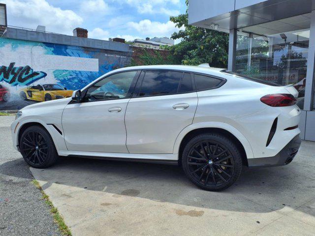 2020 BMW X6 M50i