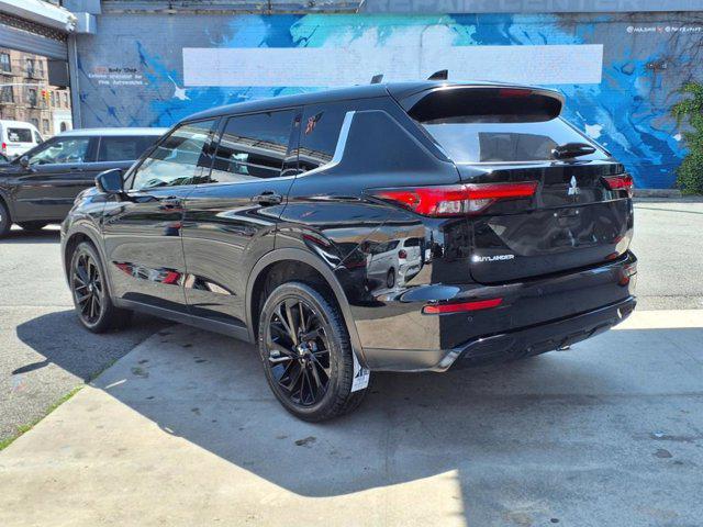 2023 Mitsubishi Outlander SE Black Edition 2WD
