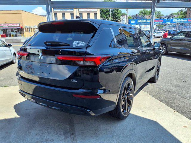 2023 Mitsubishi Outlander SE Black Edition 2WD