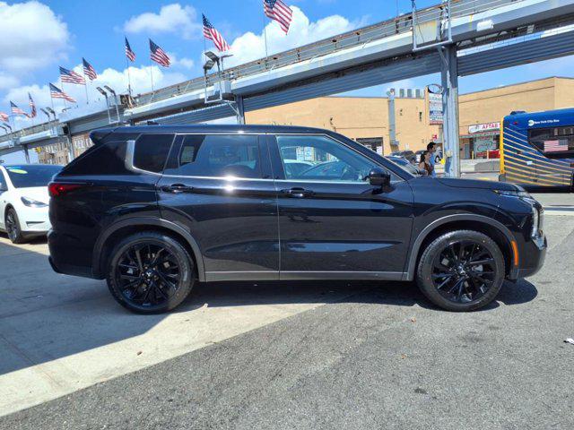 2023 Mitsubishi Outlander SE Black Edition 2WD