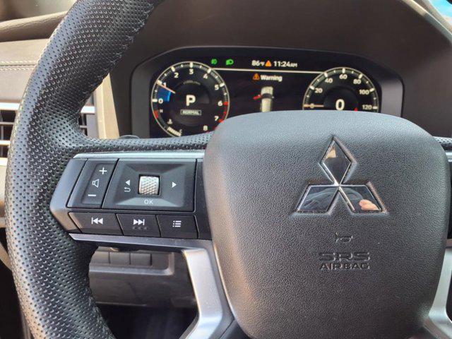 2023 Mitsubishi Outlander SE Black Edition 2WD