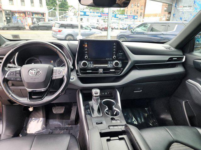 2021 Toyota Highlander XSE