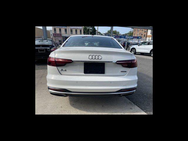 2023 Audi A4 Premium Plus 45 TFSI S line quattro S tronic
